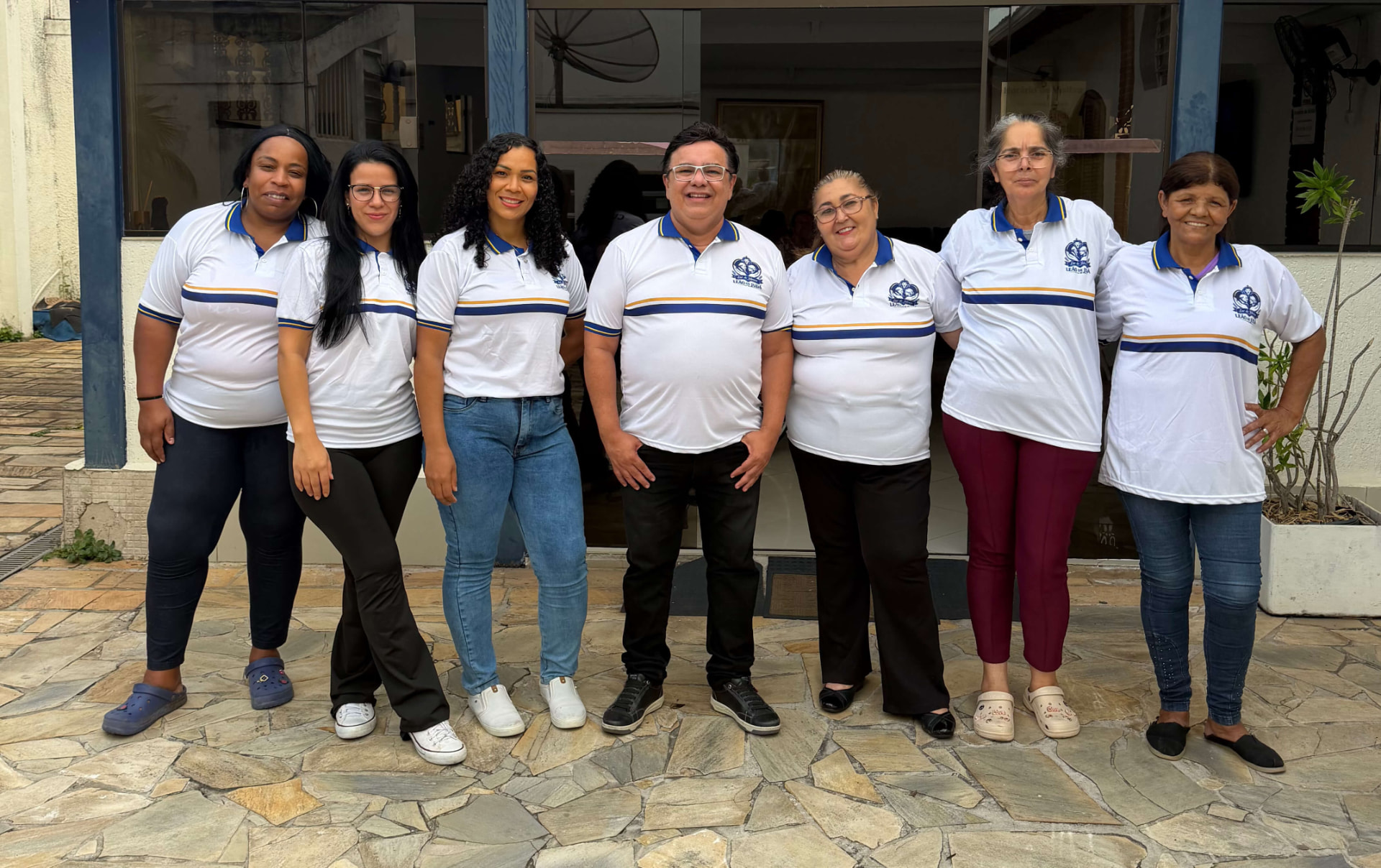 Equipe do Lar Leão de Judá reunida
